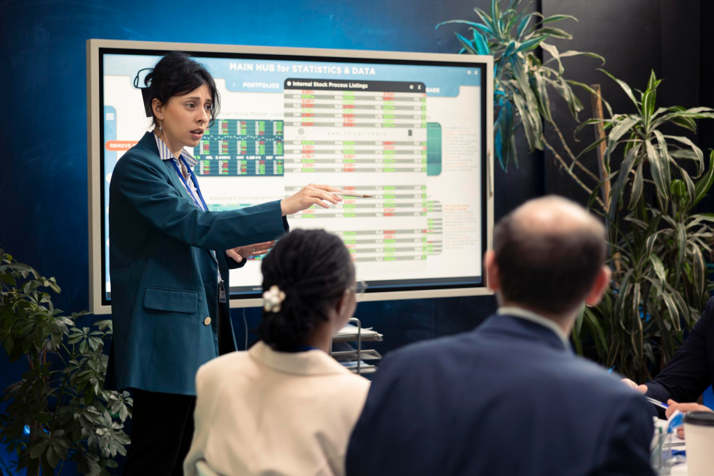Lecture d’indicateurs de performance sur un tableau de bord